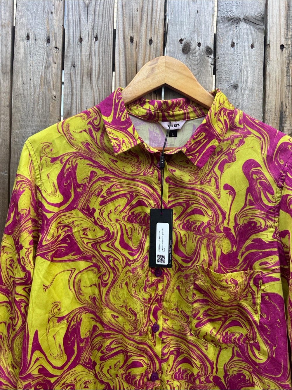 The kit swirled printed blouse NWT - Picture 2 of 7